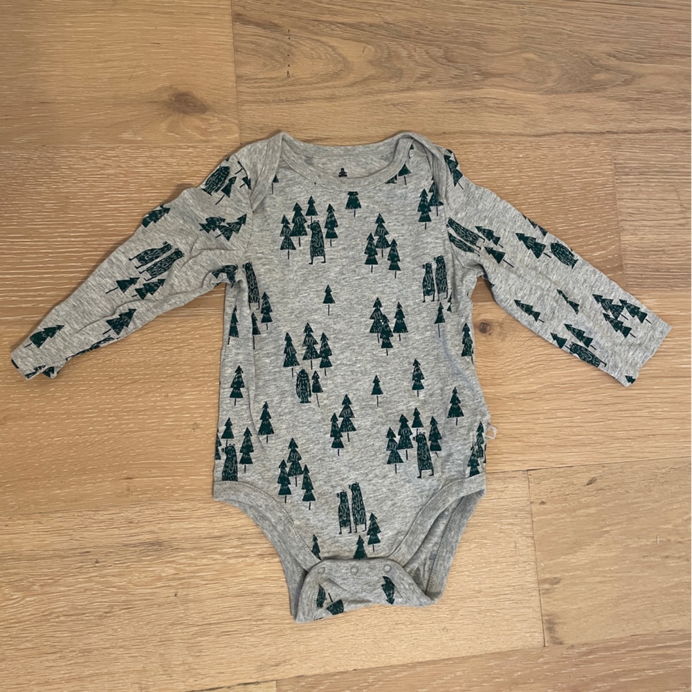 Gap - Organic Cotton Pine Tree Bodysuit - 18-24 Months